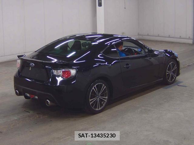 Subaru BRZ 2013-08 8877367-4