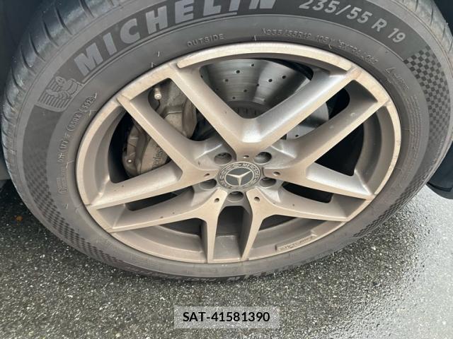 Mercedes Benz C-CLASS 2018-01 8876394-6