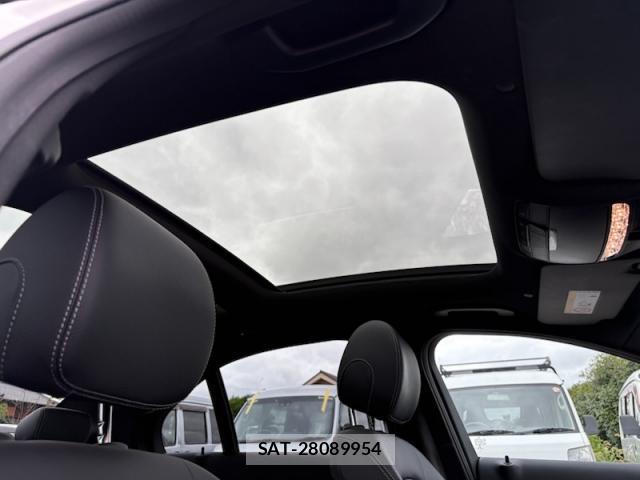 Mercedes Benz C-CLASS 2018-10 8876725-3