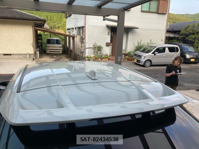 Toyota C-HR 2017-11 8876005-12