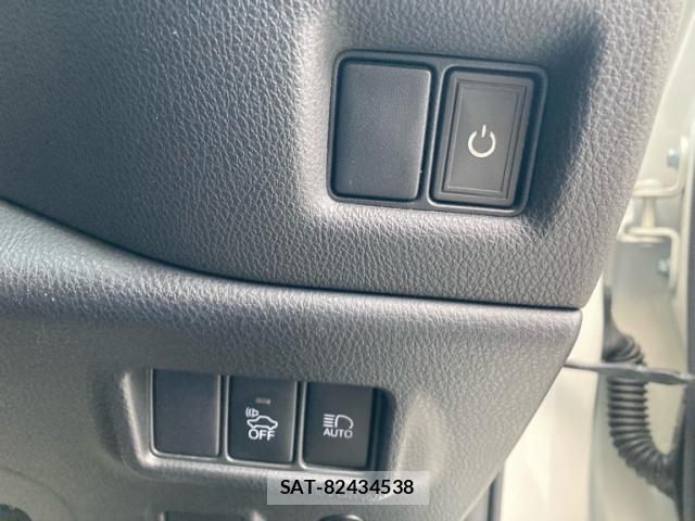 Toyota C-HR 2017-11 8876005-14