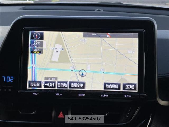 Toyota C-HR 2017-02 8876220-8