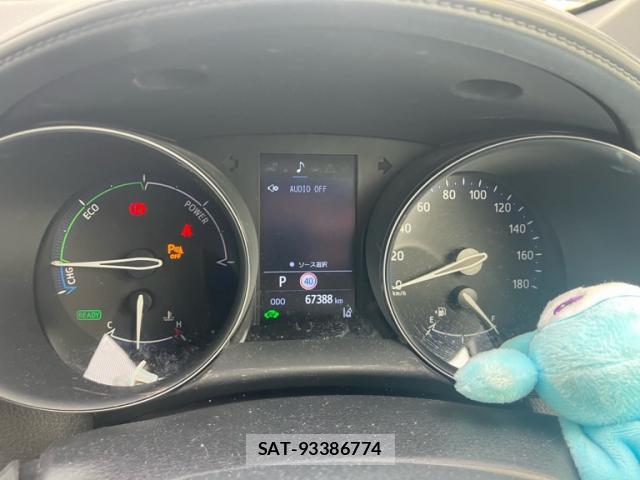 Toyota C-HR 2022-08 8876375-15
