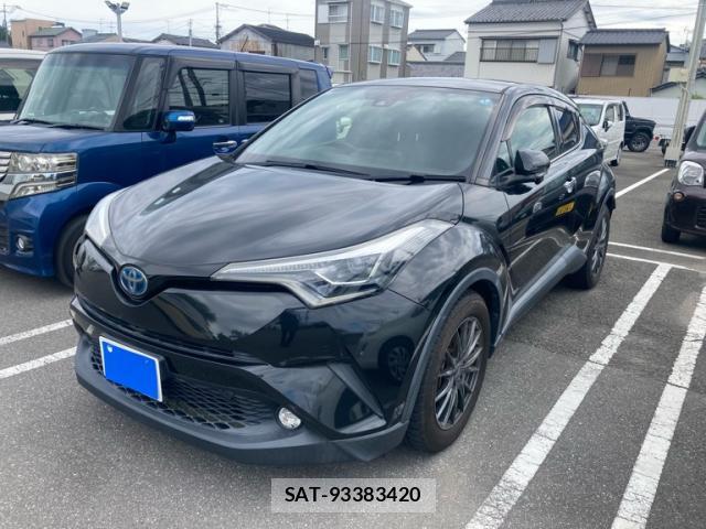 Toyota C-HR 2018-01 8876571-0