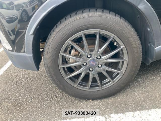 Toyota C-HR 2018-01 8876571-13