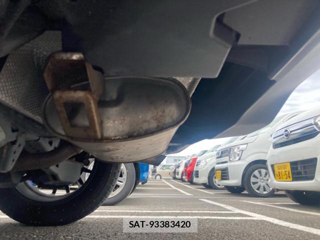 Toyota C-HR 2018-01 8876571-7