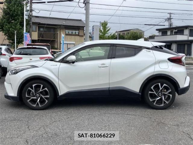 Toyota C-HR 2018-09 8876766-1