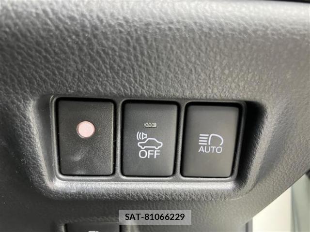 Toyota C-HR 2018-09 8876766-11