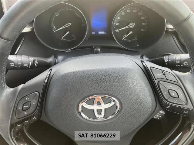 Toyota C-HR 2018-09 8876766-17
