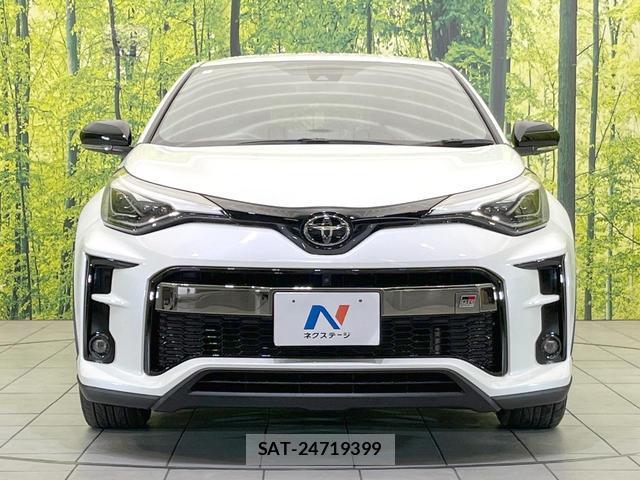 Toyota C-HR 2020-02 8876780-12