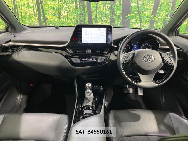 Toyota C-HR 2020-08 8876990-1