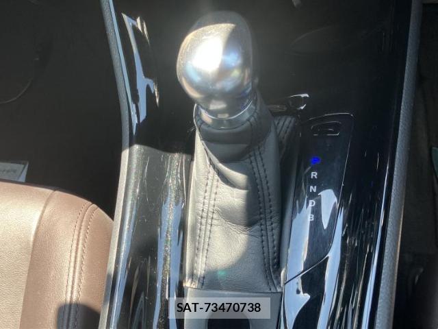 Toyota C-HR 2018-03 8877068-17