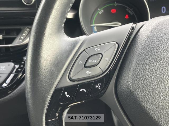 Toyota C-HR 2019-12 8877319-17