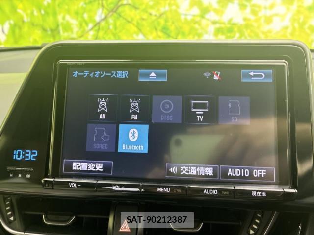 Toyota C-HR 2018-05 8877330-10