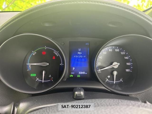 Toyota C-HR 2018-05 8877330-13