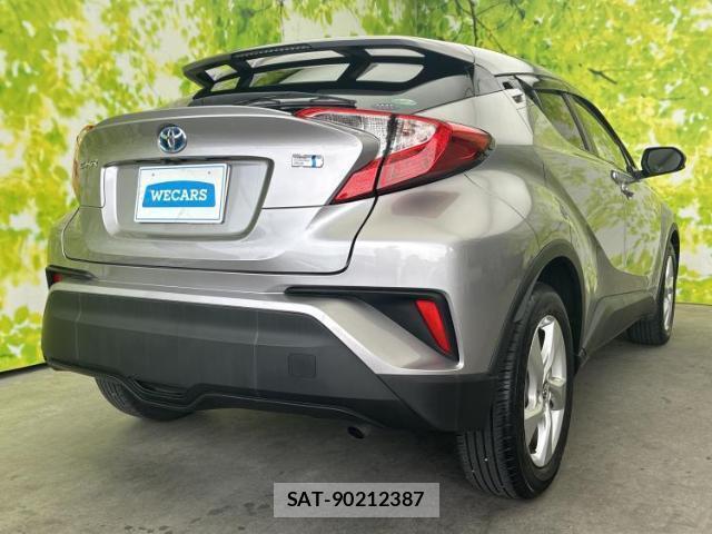Toyota C-HR 2018-05 8877330-2