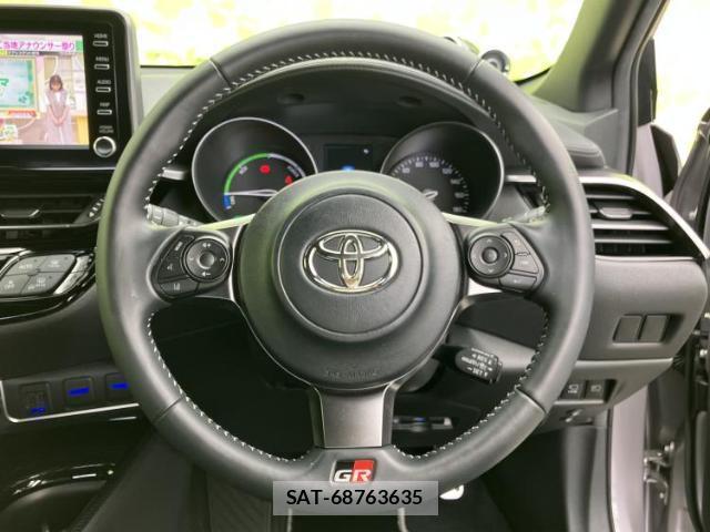 Toyota C-HR 2022-09 8877339-15