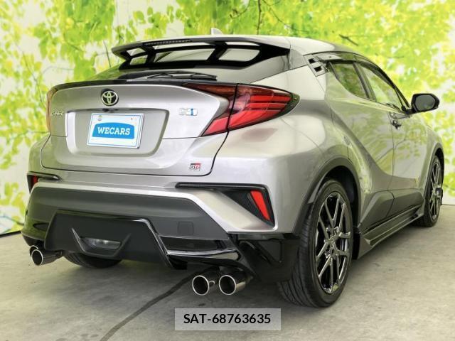 Toyota C-HR 2022-09 8877339-2