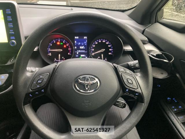 Toyota C-HR 2019-10 8877453-15