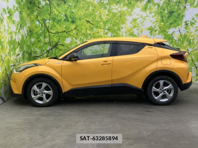 Toyota C-HR 2018-12 8877606-1