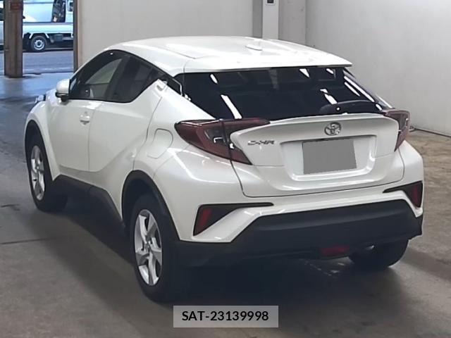 Toyota C-HR 2019-10 8877665-1
