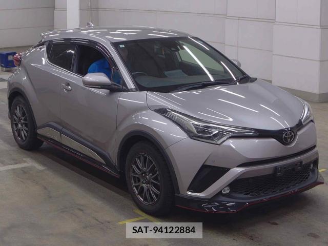 Toyota C-HR 2019-03 8877722-0