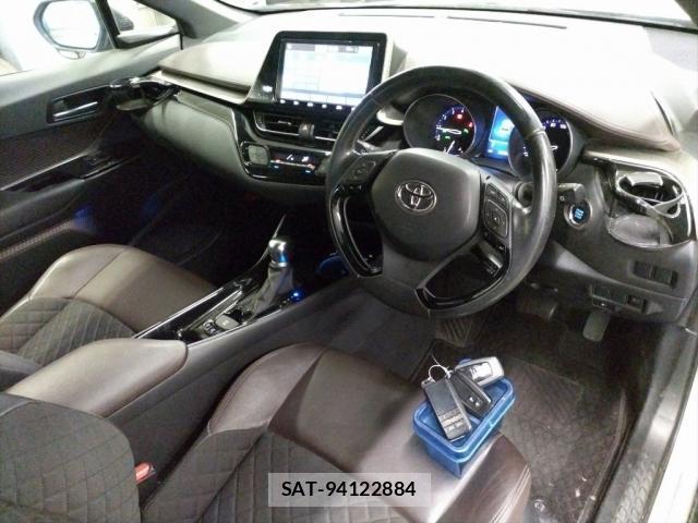Toyota C-HR 2019-03 8877722-2