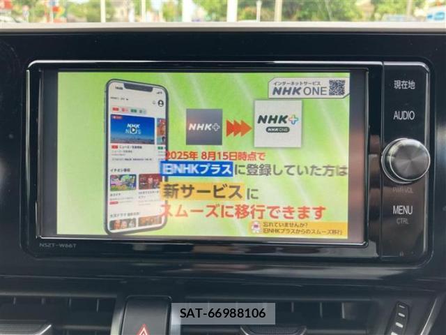 Toyota C-HR 2018-01 8878176-10
