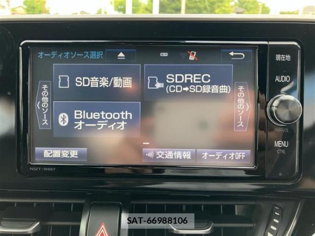 Toyota C-HR 2018-01 8878176-12
