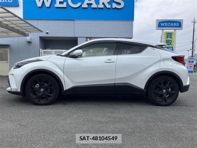 Toyota C-HR 2022-02 8878306-1