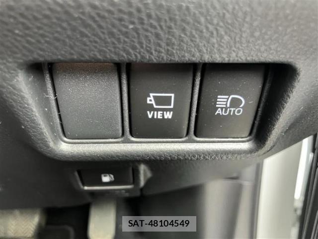 Toyota C-HR 2022-02 8878306-13
