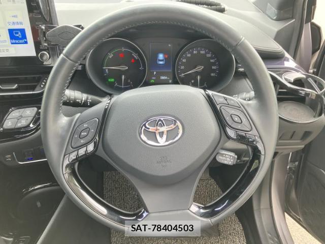 Toyota C-HR 2021-09 8878353-12