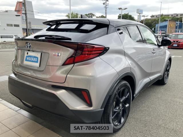 Toyota C-HR 2021-09 8878353-2