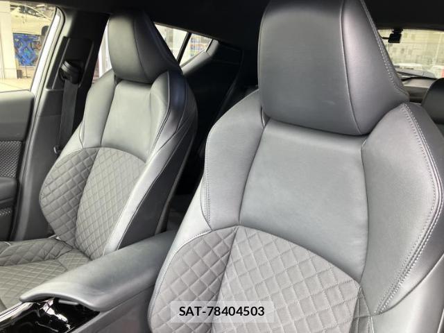 Toyota C-HR 2021-09 8878353-5