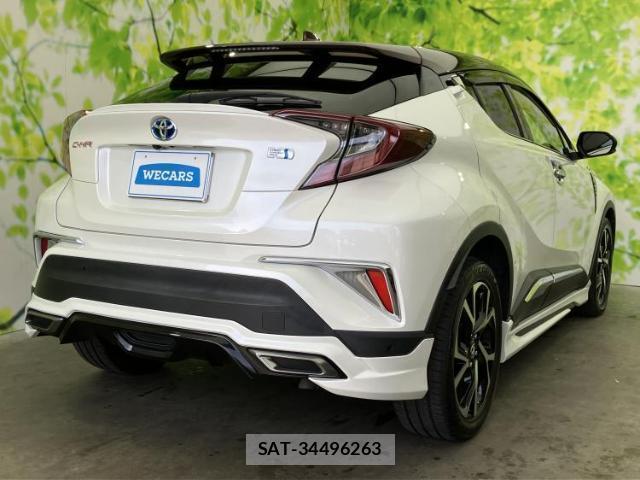 Toyota C-HR 2019-07 8878361-2