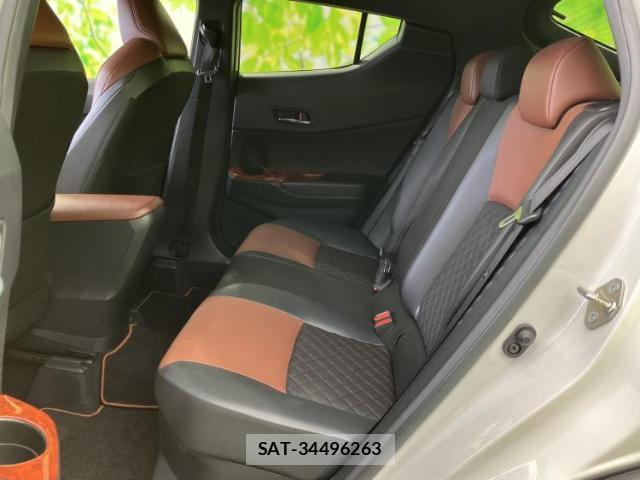 Toyota C-HR 2019-07 8878361-6