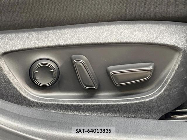 Toyota CAMRY 2017-10 8875924-7
