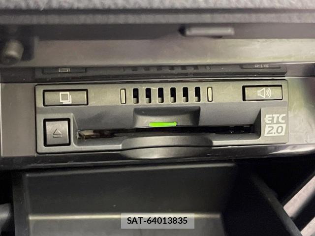 Toyota CAMRY 2017-10 8875924-8