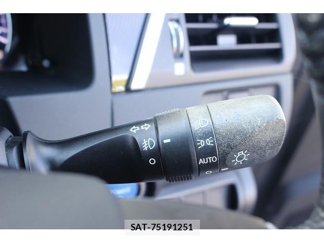 Toyota CAMRY 2012-01 8877316-18