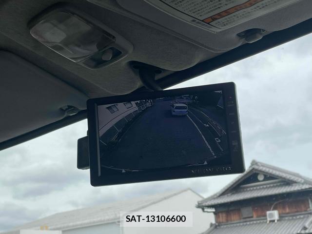 MITSUBISHI FUSO CANTER 2018-10 8876728-11