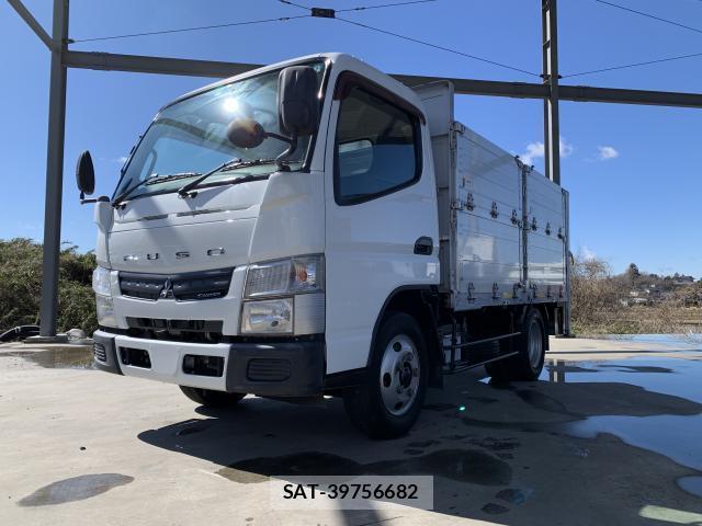 MITSUBISHI FUSO CANTER 2013-02 8876809-0