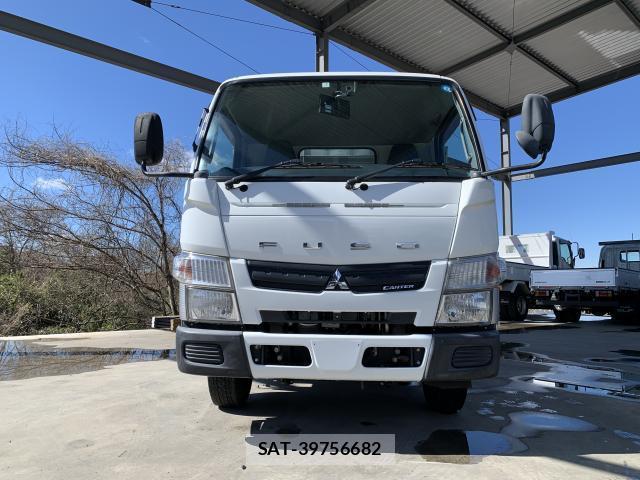 MITSUBISHI FUSO CANTER 2013-02 8876809-1