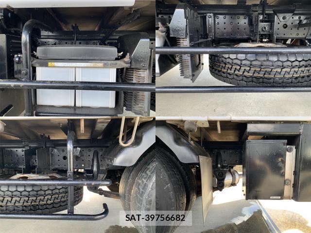 MITSUBISHI FUSO CANTER 2013-02 8876809-16