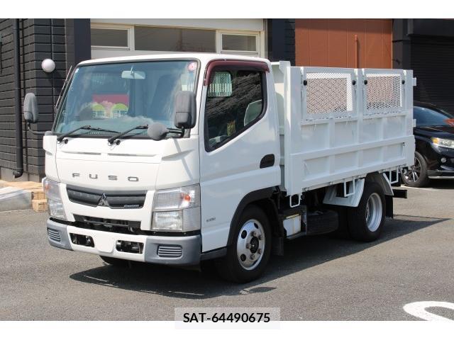 MITSUBISHI FUSO CANTER 2013-08 8876816-0