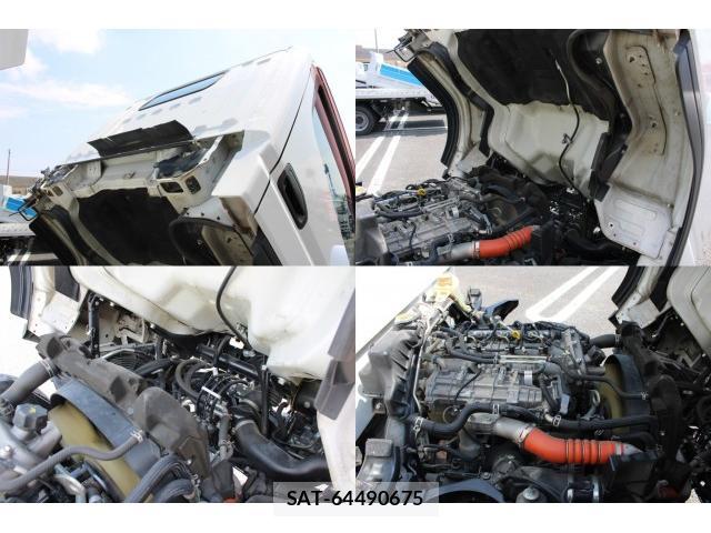 MITSUBISHI FUSO CANTER 2013-08 8876816-11