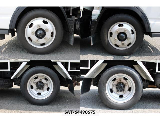 MITSUBISHI FUSO CANTER 2013-08 8876816-19