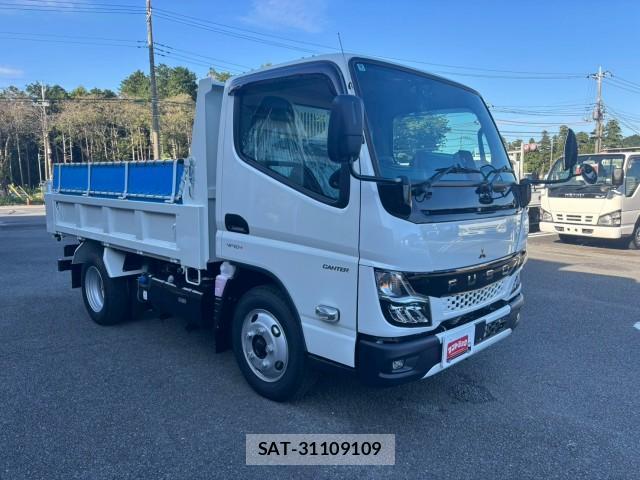 MITSUBISHI FUSO CANTER 2025-09 8876820-2