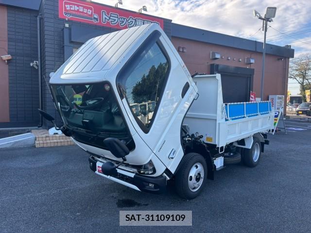 MITSUBISHI FUSO CANTER 2025-09 8876820-8