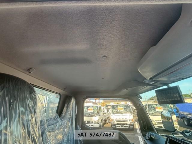 MITSUBISHI FUSO CANTER 2025-09 8876822-17