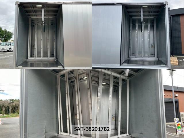 MITSUBISHI FUSO CANTER 2015-06 8876825-7